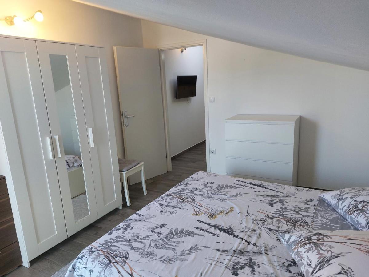 Apartmani Popovic Poreč Exterior foto